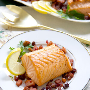 Broiled Salmon with chutney 600x402