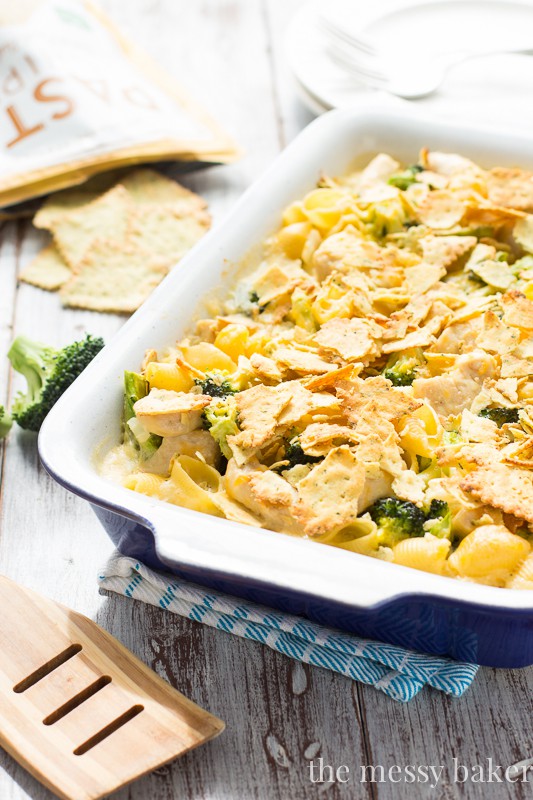 Cheesy Chicken and Broccoli Casserole | www.themessybakerblog.com