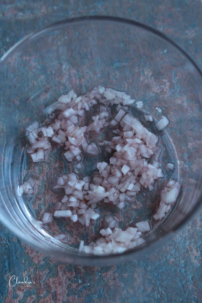 shallots marinating in vinegar 