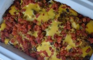 Crock Pot Ground Beef Enchiladas are a great recipe for your casserole crock pot.  With only six ingredients, ground beef enchiladas without enchilada sauce are quick to put together in a casserole slow cooker and can satisfy the family's need for Mexican food.