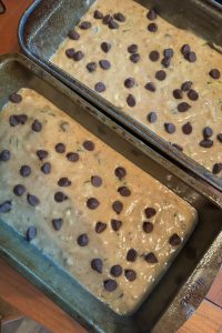 Try this simple and moist zucchini bread with pudding mix recipe, perfect for breakfast or as a snack. The recipe easily doubles to make a big batch to be shared with friends or frozen for later.