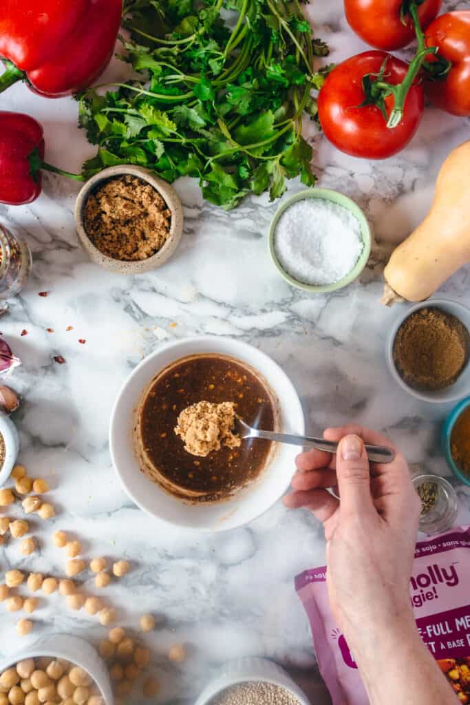 adding sugar to dipping sauce