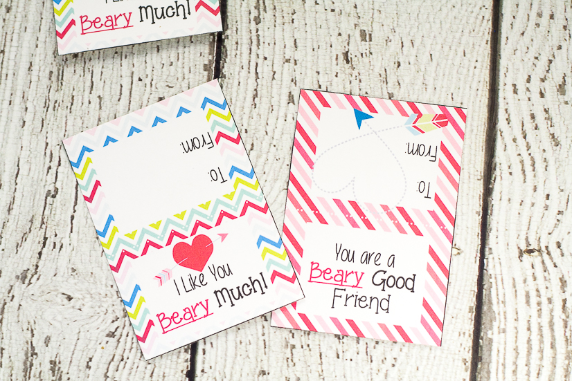 Free Printable Gummy Bear Valentines for Kids - Free Printable Gummy Bear Valentines that are easy to put together and perfect for kids to hand out at their school Valentine's Day party.