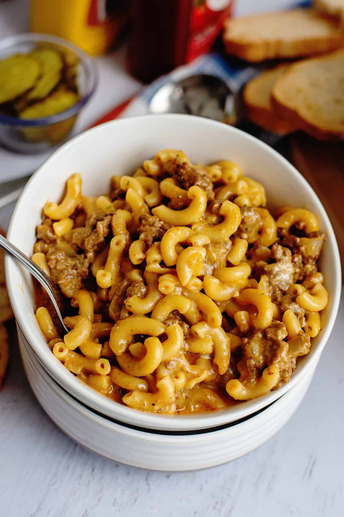 Cheesy One-Pot Homemade Hamburger Helper 