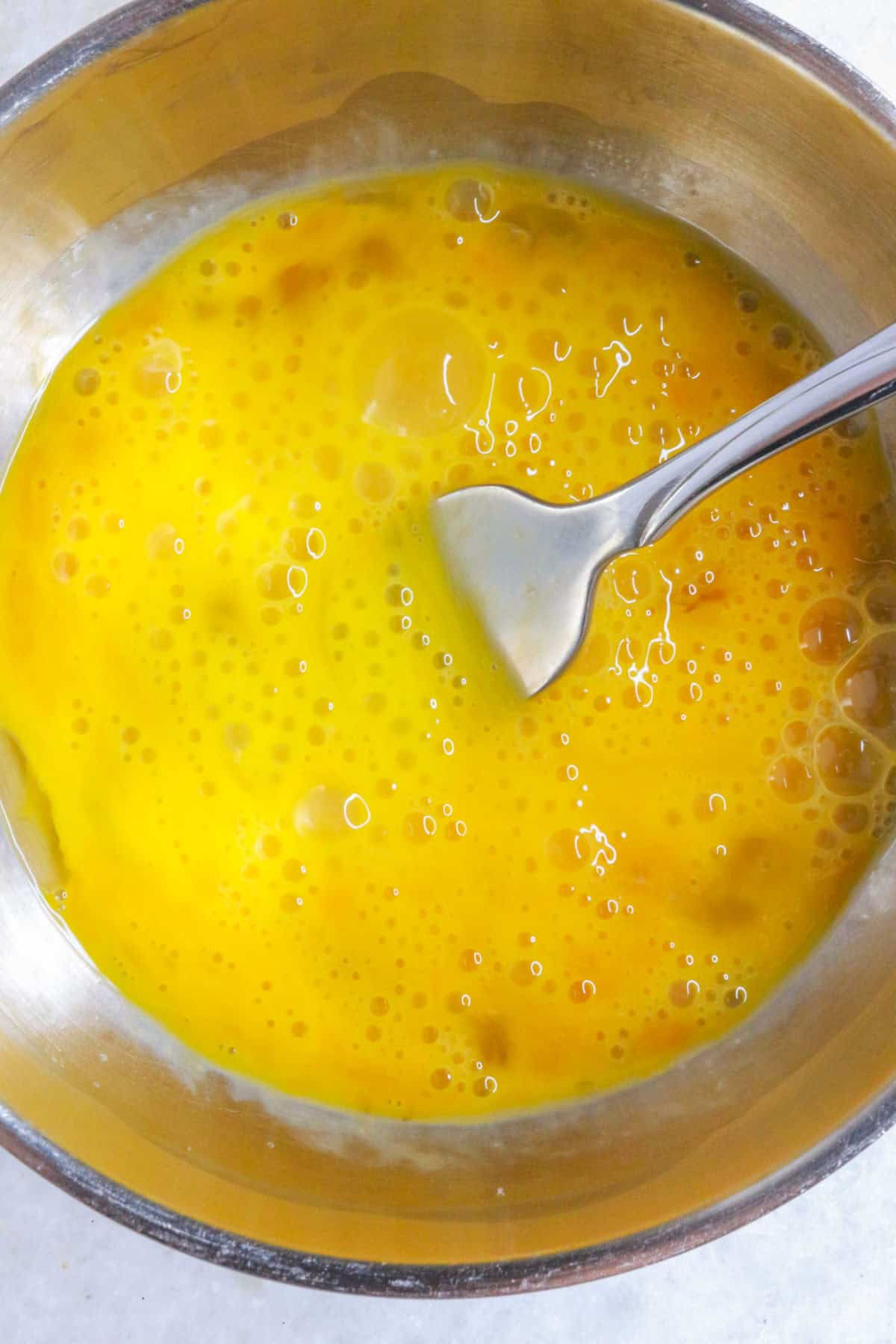 Scrambled eggs in a bowl