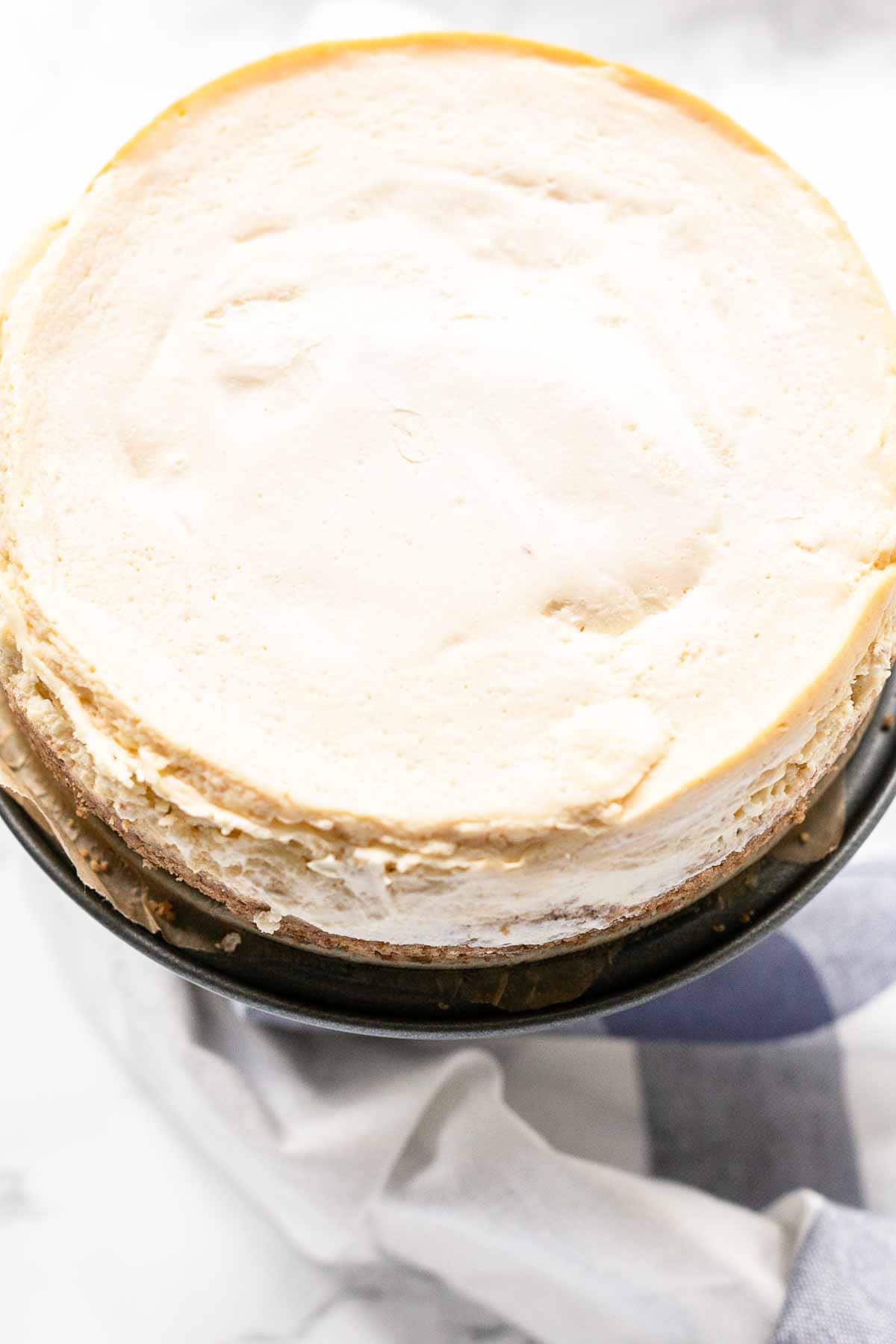 It is soft, rich and slightly dense with a mousse-like consistency. This Instant Pot cheesecake is the best. It is the ultimate dessert that you can prepare in your pressure cooker. Bake this New York cheesecake in about half an hour.
