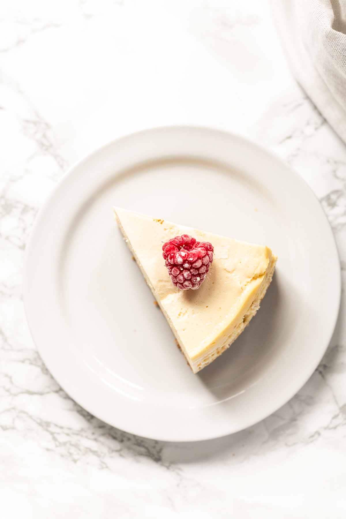 It is soft, rich and slightly dense with a mousse-like consistency. This Instant Pot cheesecake is the best. It is the ultimate dessert that you can prepare in your pressure cooker. Bake this New York cheesecake in about half an hour.