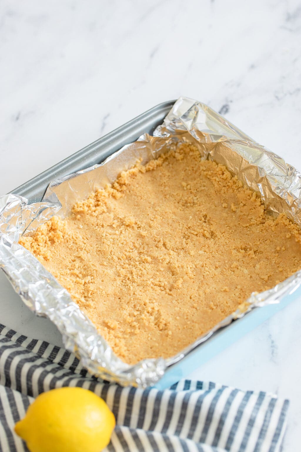 pan with oreo crust inside it