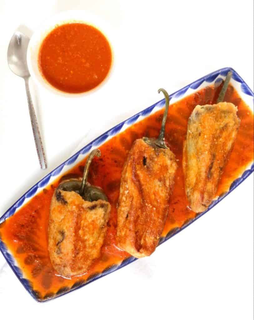 Bacon and Ground Beef Chiles Rellenos #chilesrellenos #whole30chilesrellenos #mexicanrecipes