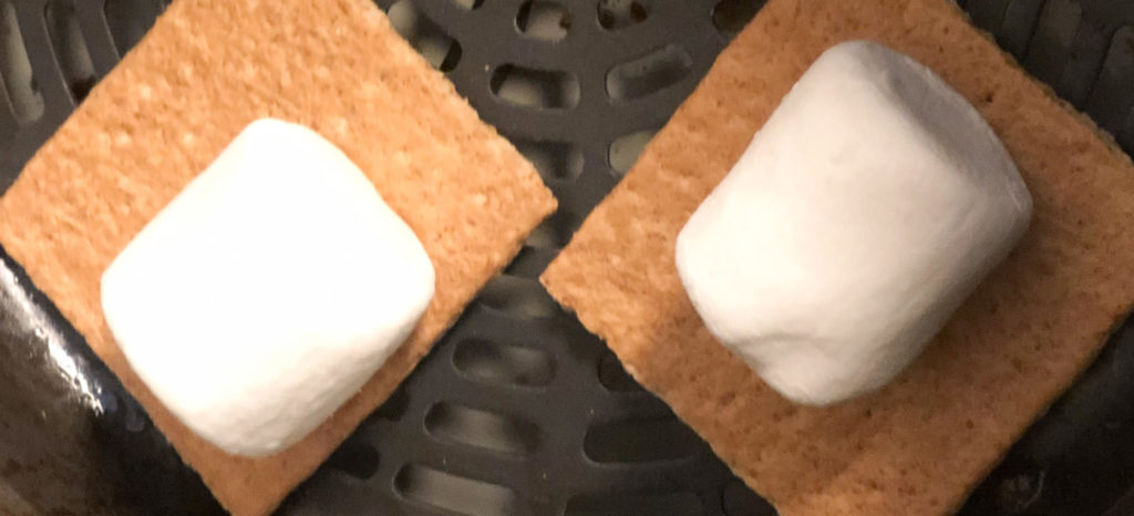 Easy Air Fryer S'mores