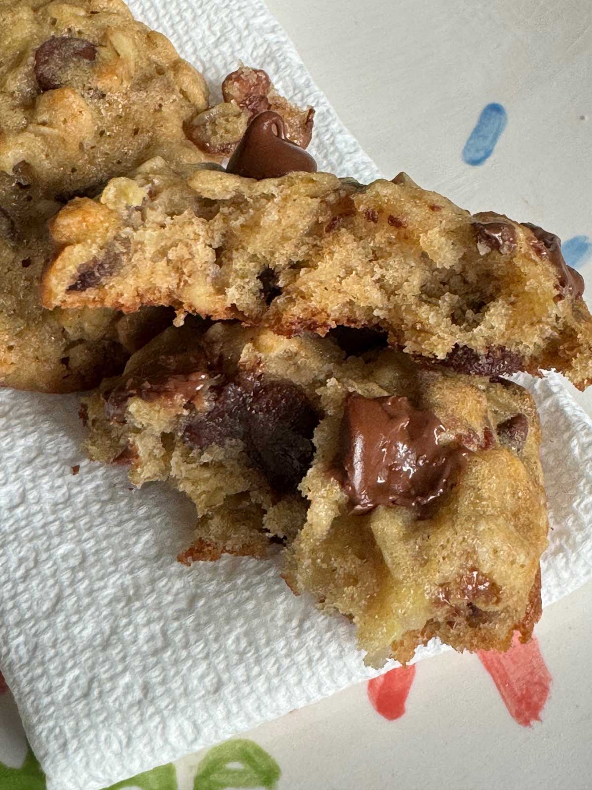 Oatmeal Banana Chocolate Chip Cookies Texture