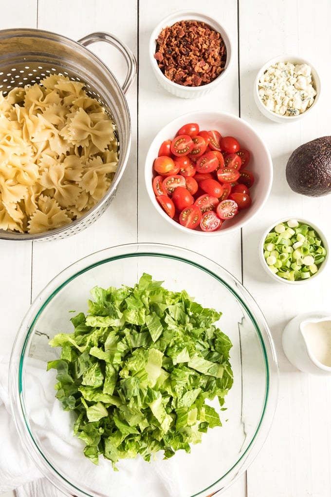BLT pasta salad ingredients