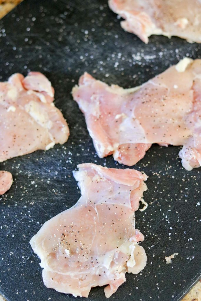 thighs with salt and pepper 