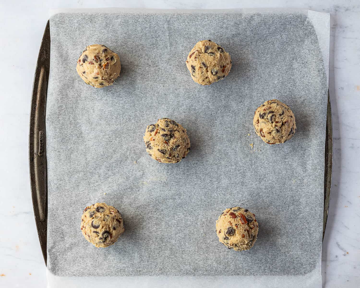 Step 4, the cookie dough balls before baking.