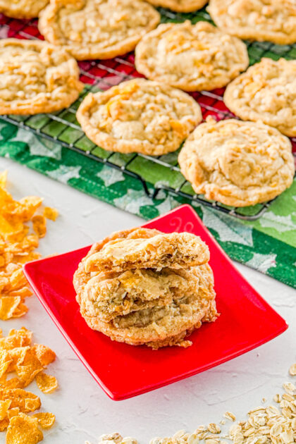 inside of cornflake cookie