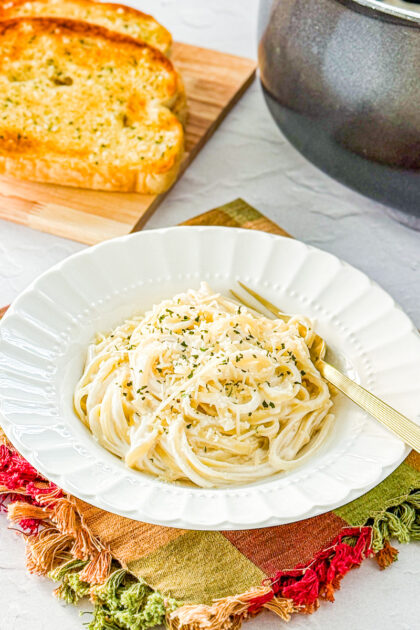 easy cream cheese pasta