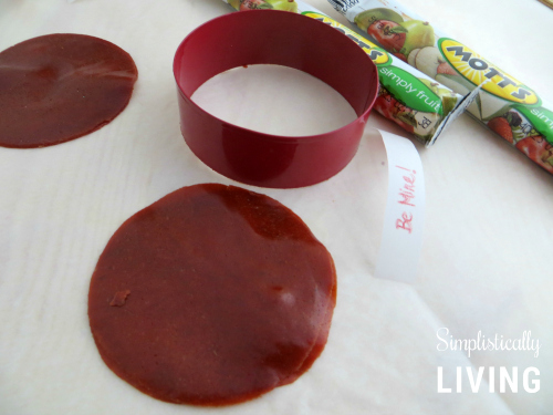 fruit roll-up fortune cookie instructions