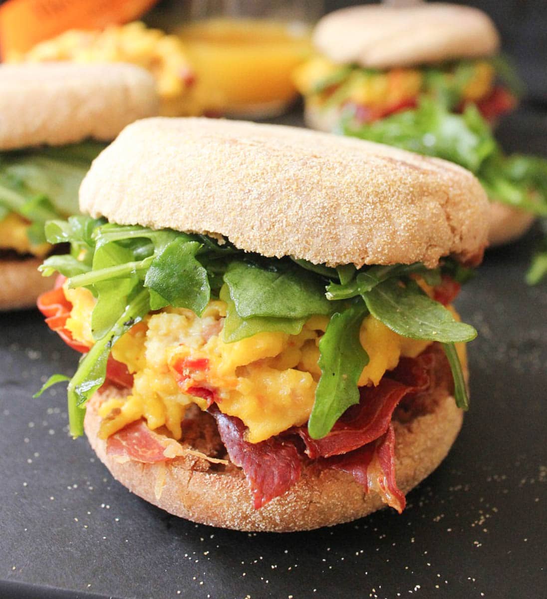 goat-cheese-and-sun-dried-tomato-egg-sandwiches-with-crispy-prosciutto