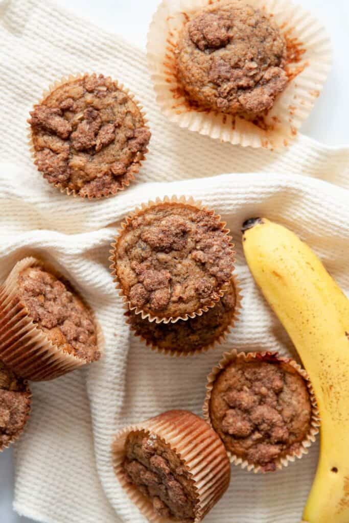 healthy crumble banana muffins made from almond flour and oat flour