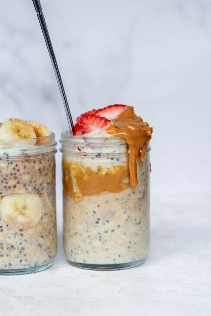 peanut butter and jelly protein overnight oats