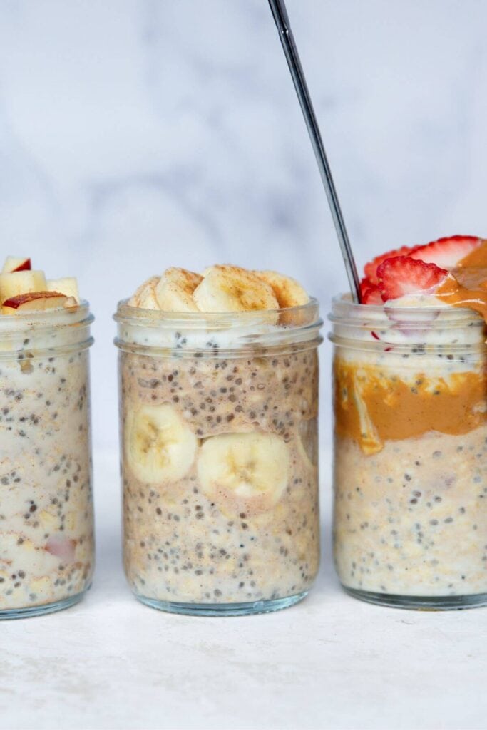 high protein overnight oats with yogurt and vanilla protein powder