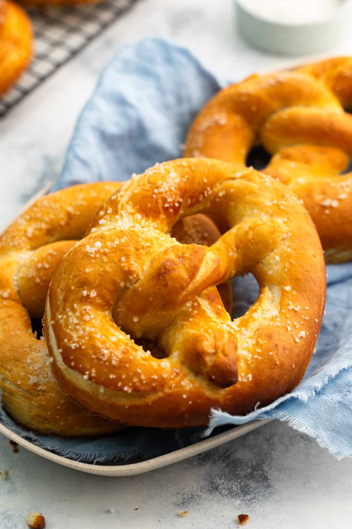 homemade-soft-pretzels