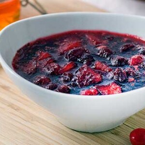 honey apple cranberry sauce 1.jpg