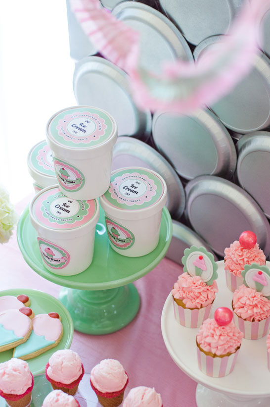 Ice Cream Party | styled by Deliciously Darling | TheCakeBlog.com