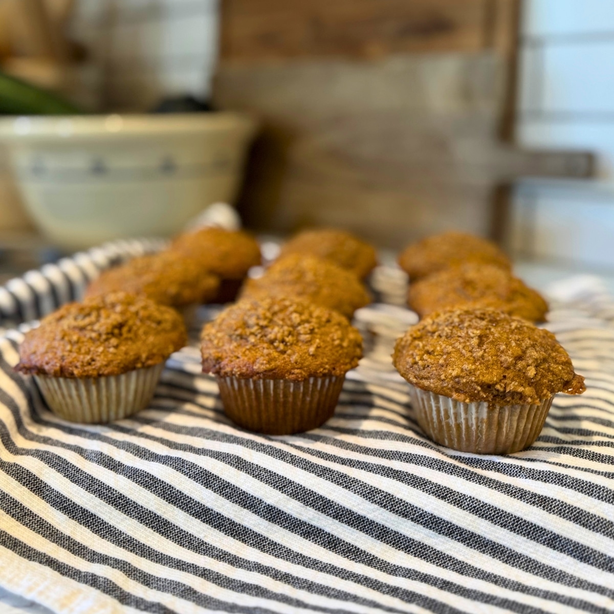 moist sourdough pumpkin muffins (1)