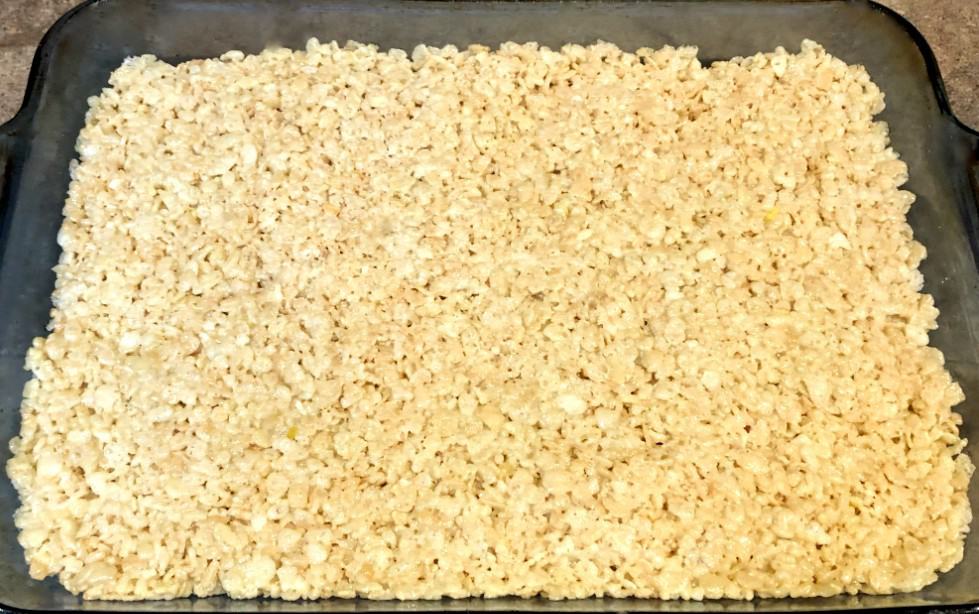 rice krispie treats in a glass dish.