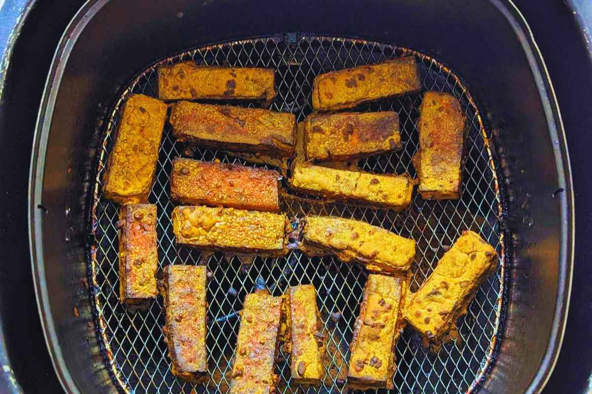 Tofu fries in air fryer basket