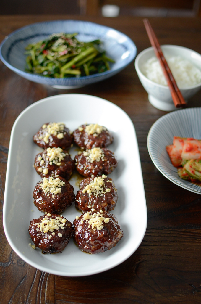 Tteokgalbi (Korean short rib patties) cooked in the oven and glazed with soy-honey sauce.
