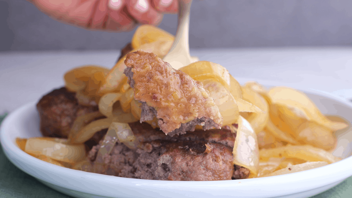 Easy Hamburger Steak Recipe With Fried Onions