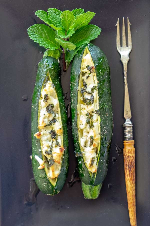baked zucchini with goat cheese, Keto